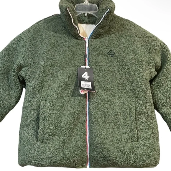 NWT FourLaps Polar Quilted Reversable Sherpa Jacket
Unisex Size S - Picture 9 of 12